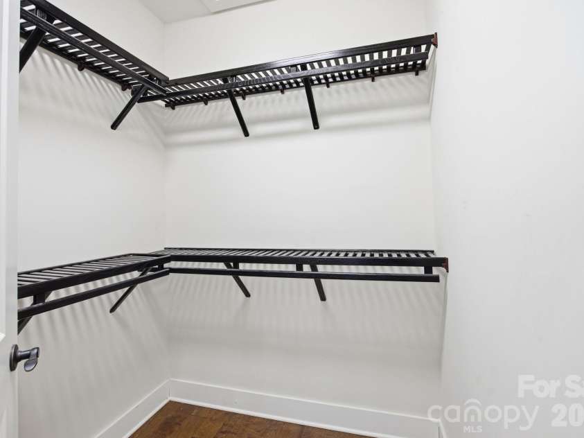 82 Blacksmith Run Drive, Hendersonville, NC 28792.  MLS# CAR4363924, YatesRealty ID 26434. Walk-in Closet!