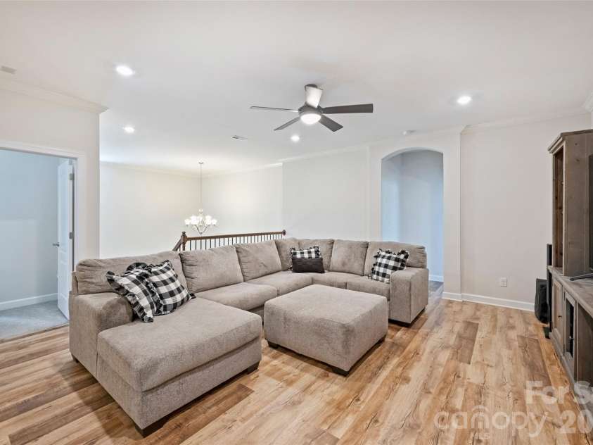294 San Agustin Drive, Mooresville, NC 28117.  MLS# CAR4367297, YatesRealty ID 26436. Upstairs Loft