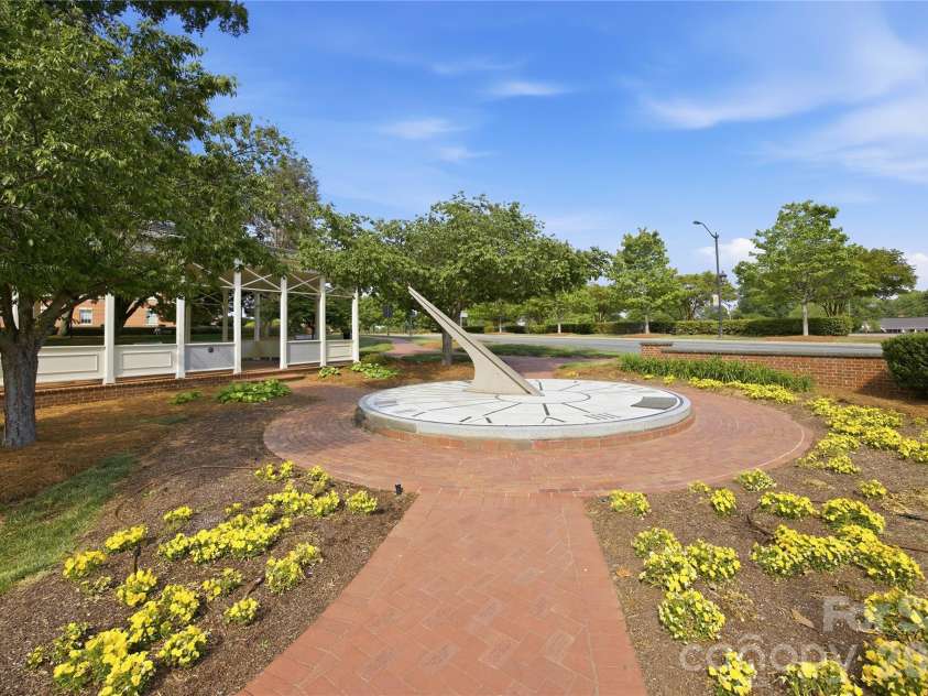 1108 Skyland Street, Kannapolis, NC 28083.  MLS# CAR4373272, YatesRealty ID 26437. 