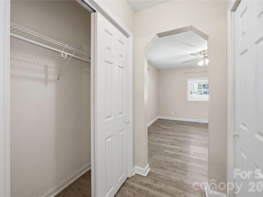1108 Skyland Street, Kannapolis, NC 28083.  MLS# CAR4373272, YatesRealty ID 26437. Arched entry ways