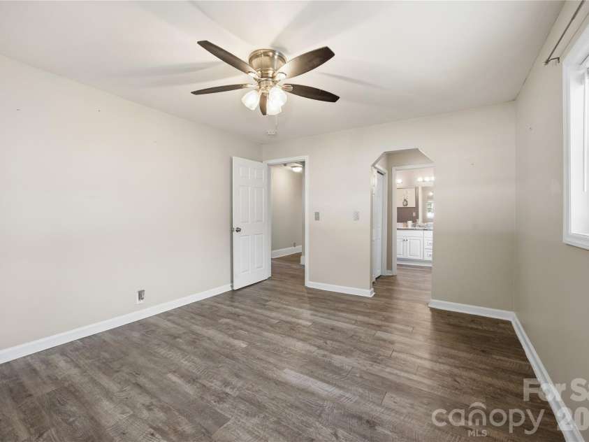 1108 Skyland Street, Kannapolis, NC 28083.  MLS# CAR4373272, YatesRealty ID 26437. Primary Bedroom