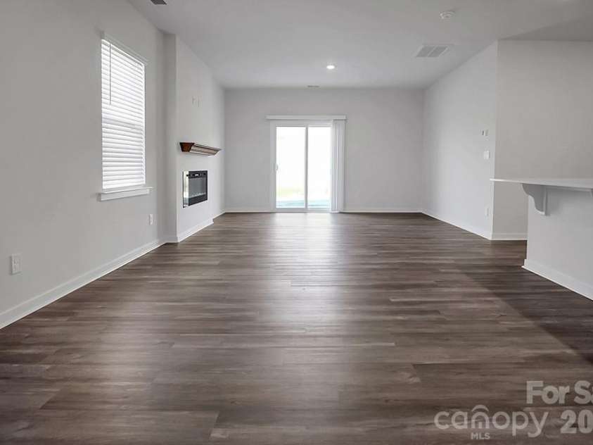 231 Brinkley Drive, Kings Mountain, NC 28086.  MLS# CAR4381427, YatesRealty ID 2644. 