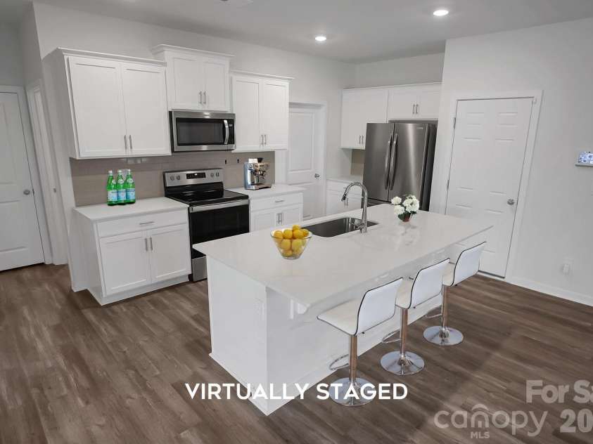 231 Brinkley Drive, Kings Mountain, NC 28086.  MLS# CAR4381427, YatesRealty ID 2644. 