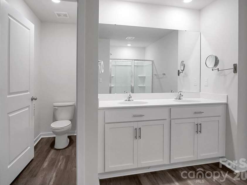 231 Brinkley Drive, Kings Mountain, NC 28086.  MLS# CAR4381427, YatesRealty ID 2644. 