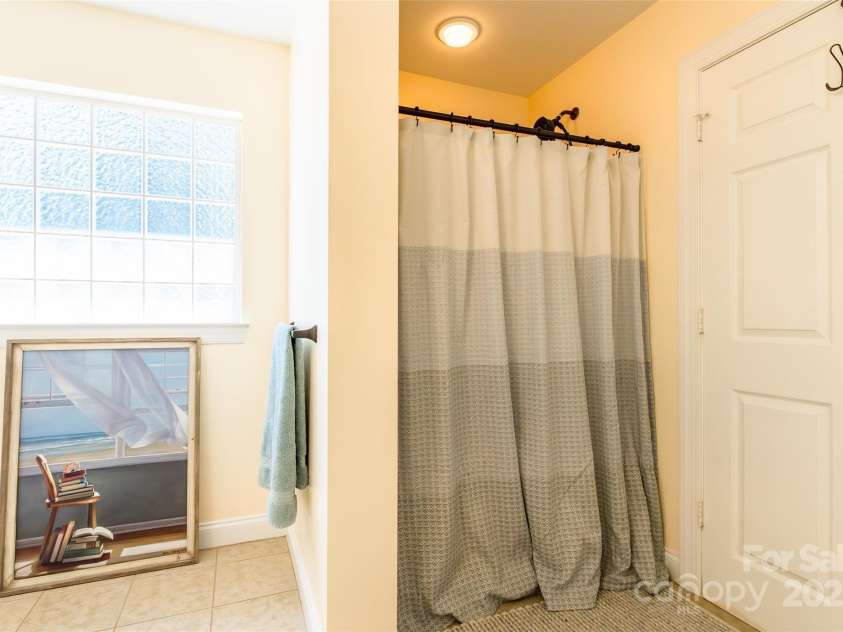 235 Kendra Drive, Mooresville, NC 28117.  MLS# CAR4298184, YatesRealty ID 2644. 