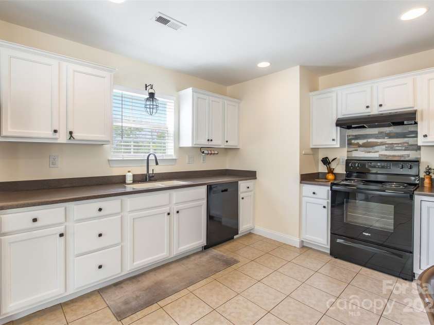 235 Kendra Drive, Mooresville, NC 28117.  MLS# CAR4298184, YatesRealty ID 2644. 