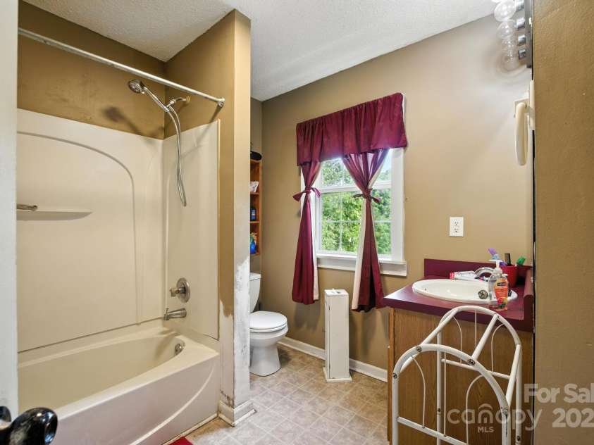 7404 Hwy 90 None, Collettsville, NC 28611.  MLS# CAR4282672, YatesRealty ID 26440. 