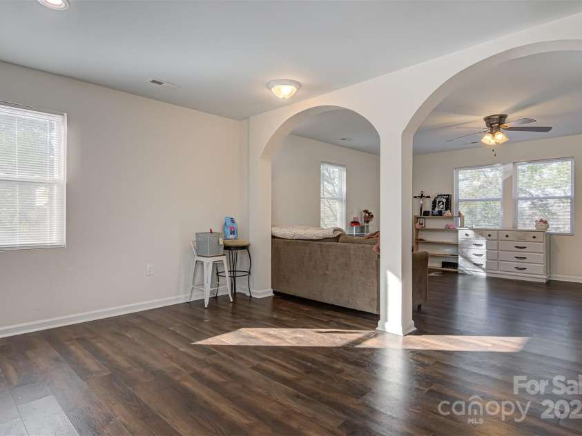 1275 32nd Street, Conover, NC 28613.  MLS# CAR4282714, YatesRealty ID 26441. 