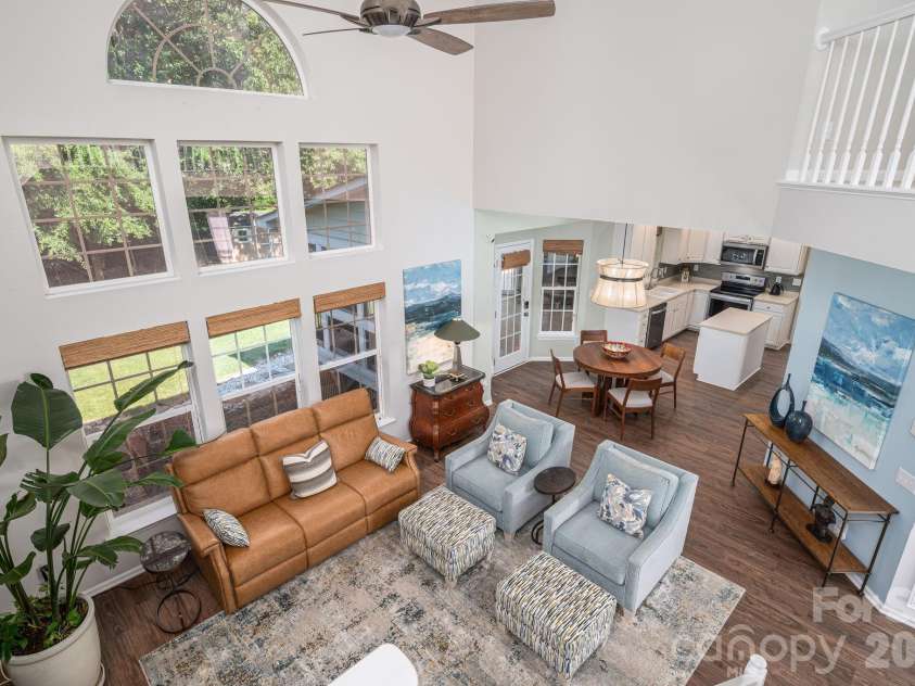 20131 Tailwind Lane, Cornelius, NC 28031.  MLS# CAR4381128, YatesRealty ID 26441. Great Room