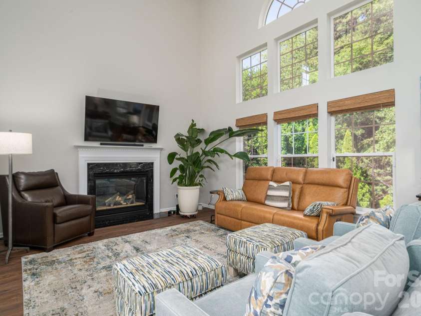 20131 Tailwind Lane, Cornelius, NC 28031.  MLS# CAR4381128, YatesRealty ID 26441. Great Room