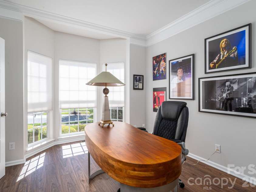 20131 Tailwind Lane, Cornelius, NC 28031.  MLS# CAR4381128, YatesRealty ID 26441. Office