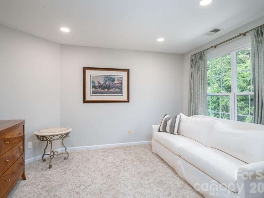 20131 Tailwind Lane, Cornelius, NC 28031.  MLS# CAR4381128, YatesRealty ID 26441. Sitting area off primary bedroom 