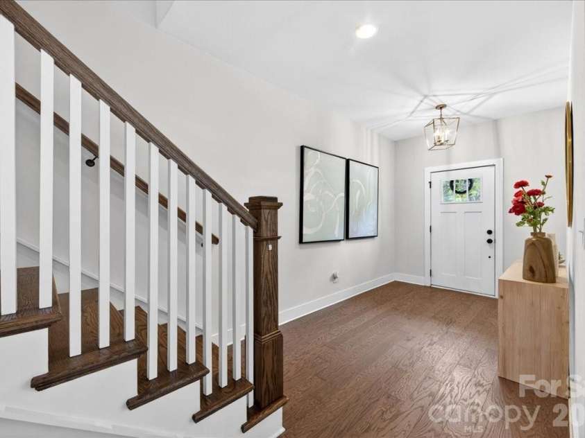 334 Armour Street, Davidson, NC 28036.  MLS# CAR4379254, YatesRealty ID 26445. Entry foyer