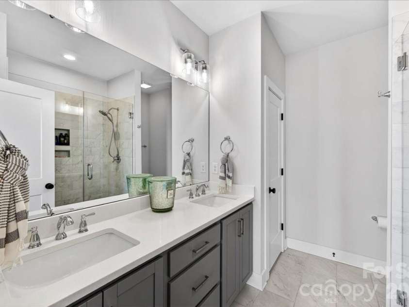 334 Armour Street, Davidson, NC 28036.  MLS# CAR4379254, YatesRealty ID 26445. Primary bathroom