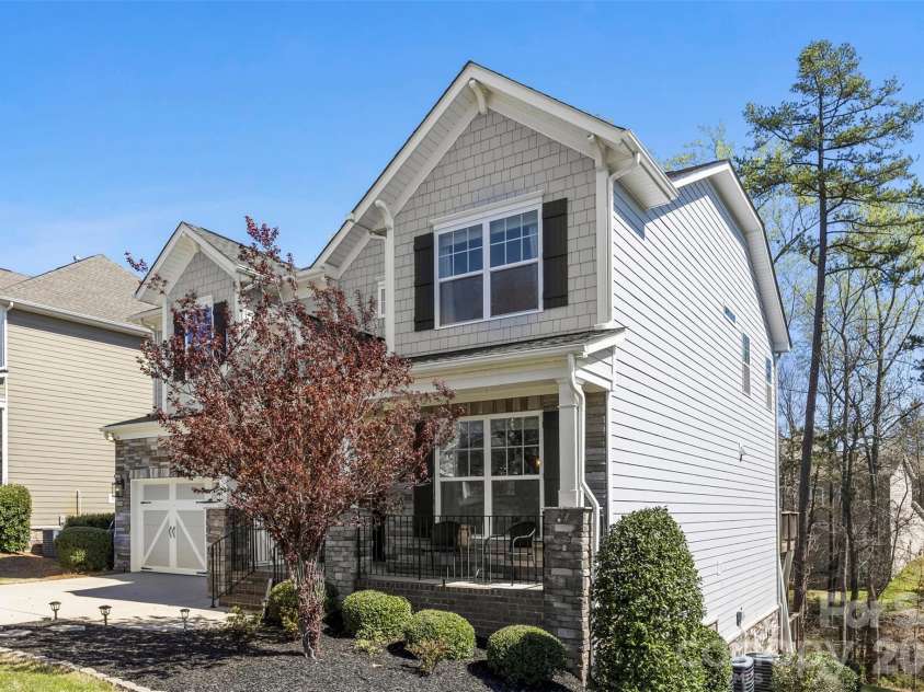 9527 Spurwig Court, Charlotte, NC 28278.  MLS# CAR4378483, YatesRealty ID 26446. 