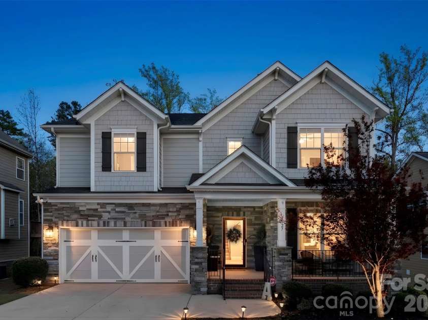 9527 Spurwig Court, Charlotte, NC 28278.  MLS# CAR4378483, YatesRealty ID 26446. Front View