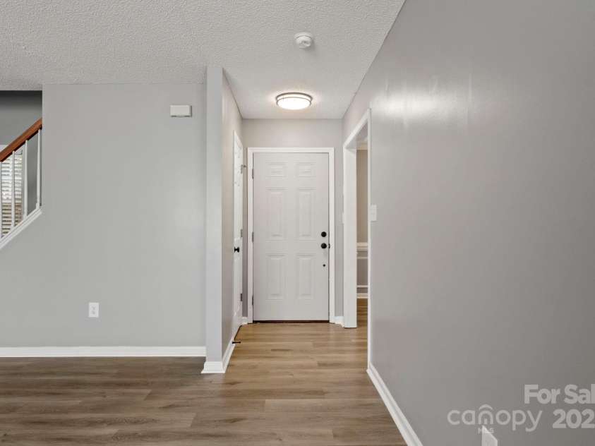 7621 Rolling Meadows Lane, Huntersville, NC 28078.  MLS# CAR4332829, YatesRealty ID 26448. 