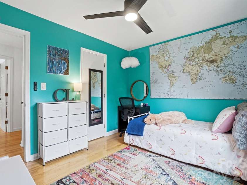 824 Riverwood Road, Charlotte, NC 28270.  MLS# CAR4386082, YatesRealty ID 26448. 