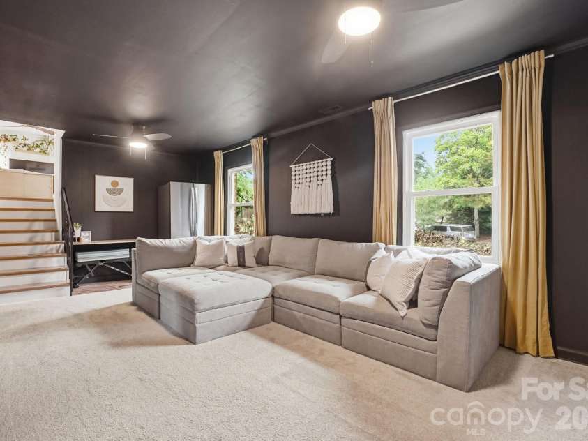 824 Riverwood Road, Charlotte, NC 28270.  MLS# CAR4386082, YatesRealty ID 26448. 