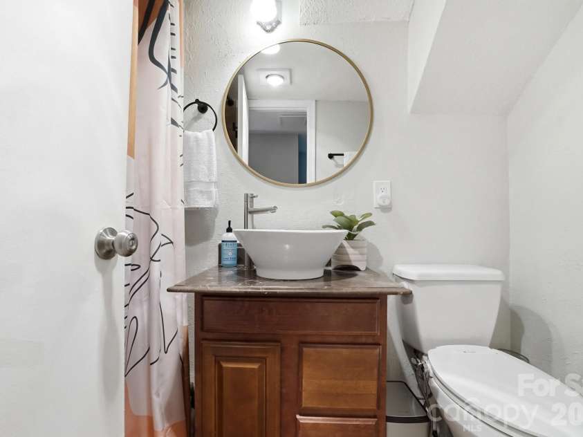 824 Riverwood Road, Charlotte, NC 28270.  MLS# CAR4386082, YatesRealty ID 26448. Bathroom 3 (downstairs)