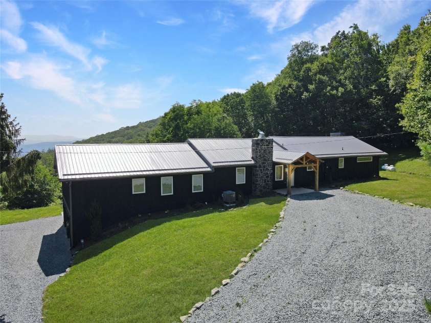 298 patricelli Street, Boone, NC 28607.  MLS# CAR4282351, YatesRealty ID 26449. 