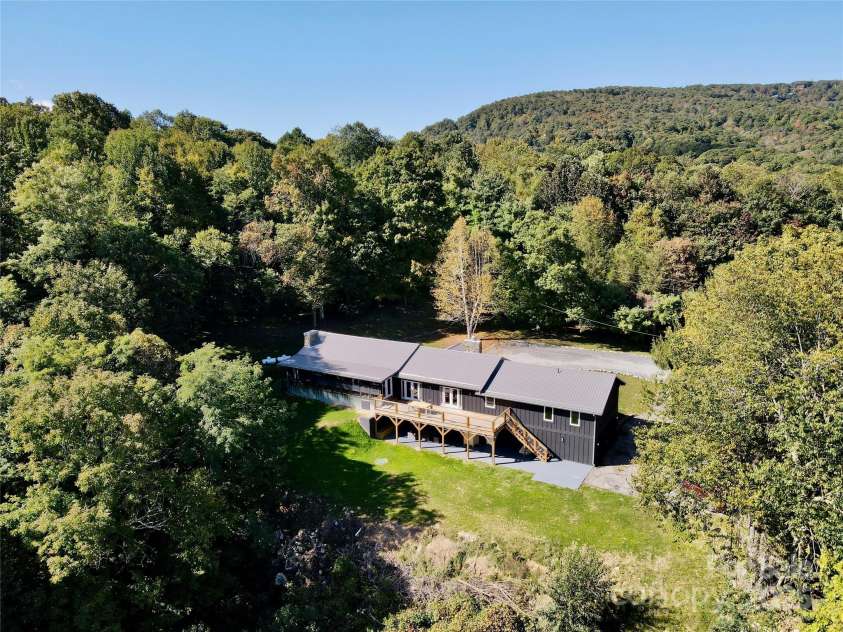 298 patricelli Street, Boone, NC 28607.  MLS# CAR4282351, YatesRealty ID 26449. 