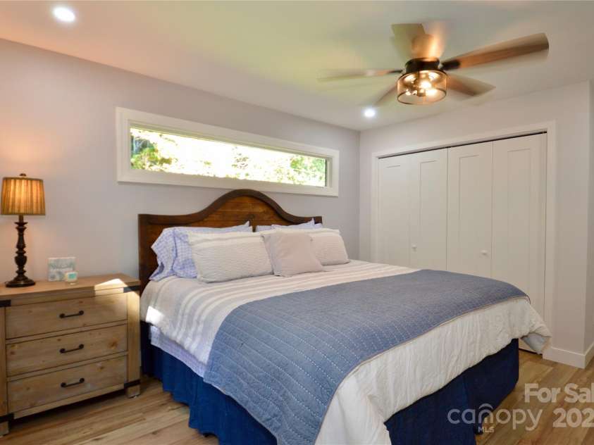 298 patricelli Street, Boone, NC 28607.  MLS# CAR4282351, YatesRealty ID 26449. 