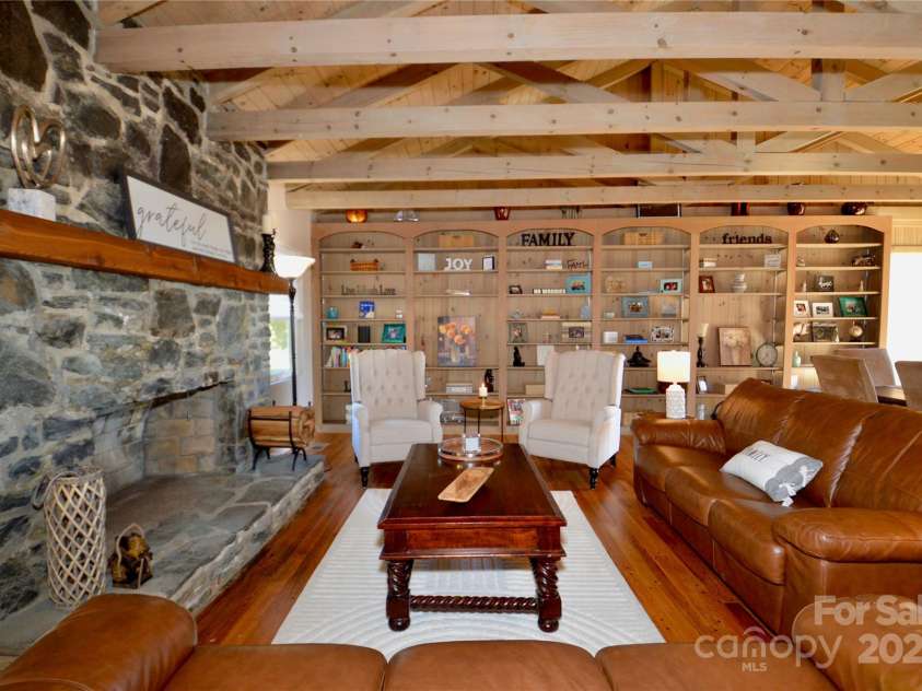 298 patricelli Street, Boone, NC 28607.  MLS# CAR4282351, YatesRealty ID 26449. 