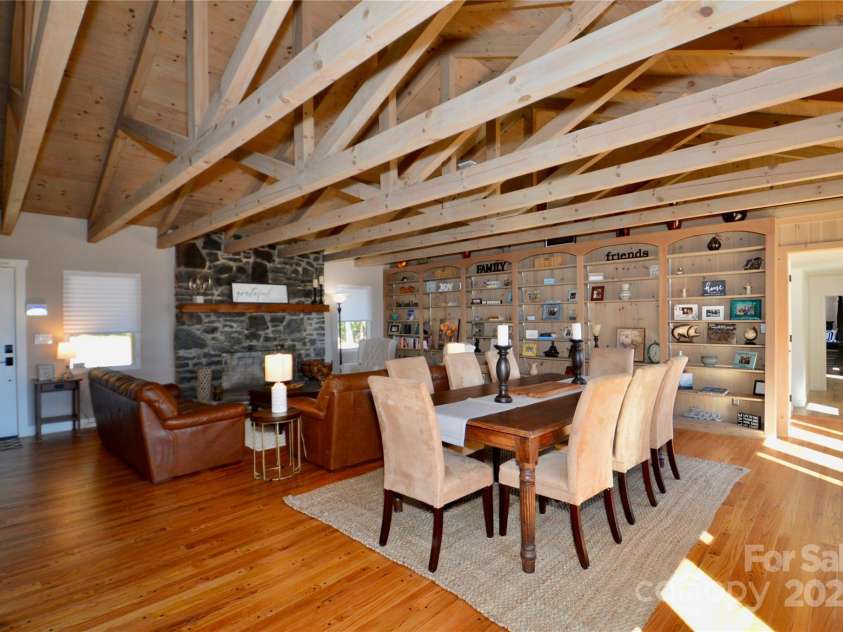 298 patricelli Street, Boone, NC 28607.  MLS# CAR4282351, YatesRealty ID 26449. 