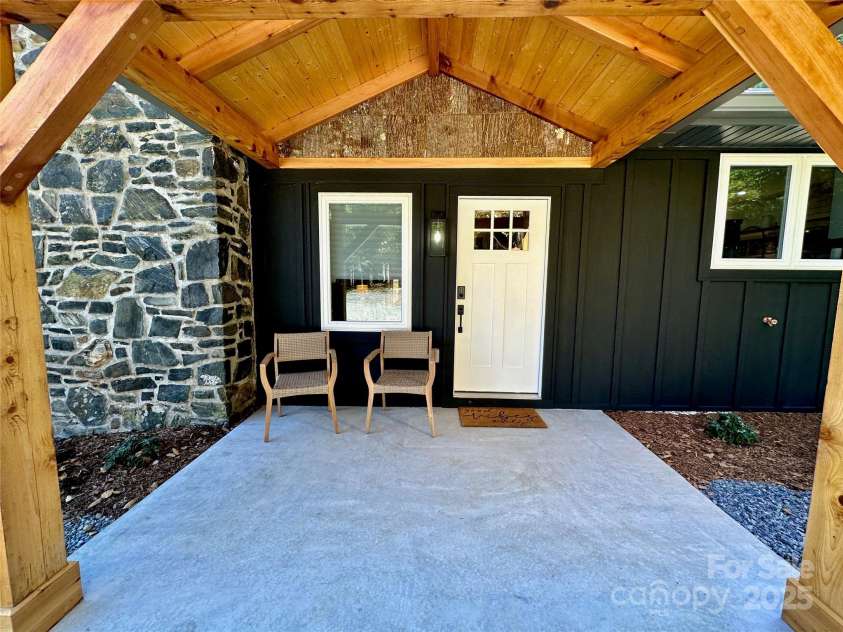 298 patricelli Street, Boone, NC 28607.  MLS# CAR4282351, YatesRealty ID 26449. 