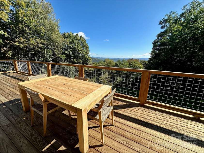 298 patricelli Street, Boone, NC 28607.  MLS# CAR4282351, YatesRealty ID 26449. 