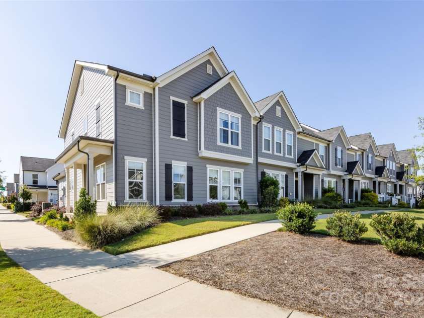 23109 Clarabelle Drive, Charlotte, NC 28273.  MLS# CAR4277042, YatesRealty ID 2645. 