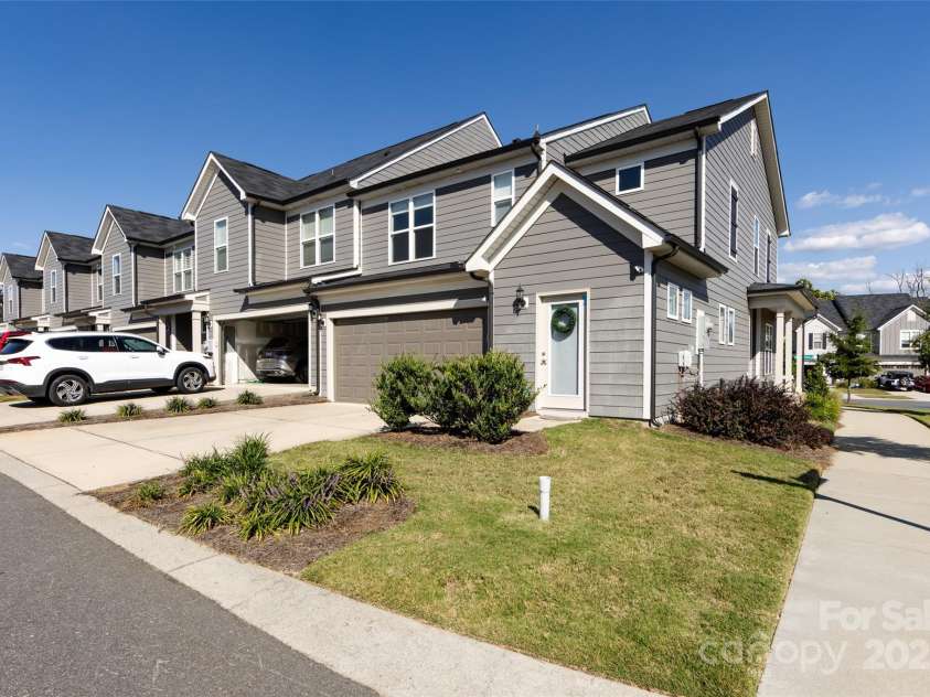 23109 Clarabelle Drive, Charlotte, NC 28273.  MLS# CAR4277042, YatesRealty ID 2645. 