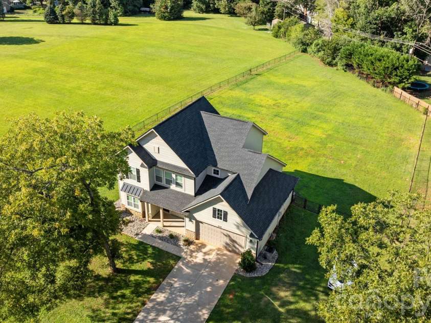 2518 Kendrick Road, Gastonia, NC 28056.  MLS# CAR4300253, YatesRealty ID 2645. 