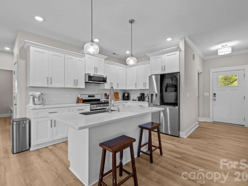 2518 Kendrick Road, Gastonia, NC 28056.  MLS# CAR4300253, YatesRealty ID 2645. 