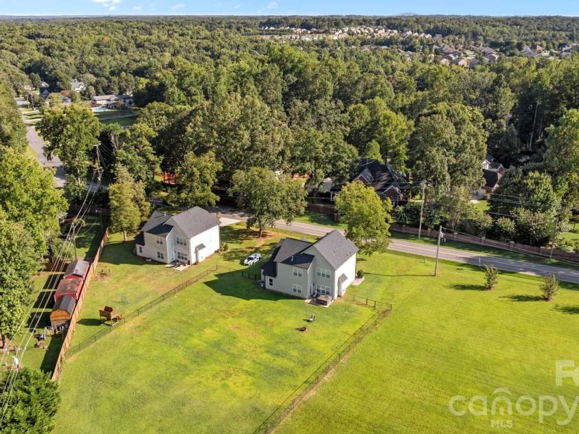 2518 Kendrick Road, Gastonia, NC 28056.  MLS# CAR4300253, YatesRealty ID 2645. 