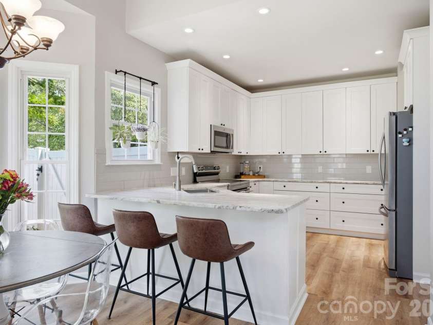 19147 Brookgreen Garden Place, Cornelius, NC 28031.  MLS# CAR4386517, YatesRealty ID 26450. 