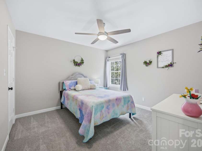 19147 Brookgreen Garden Place, Cornelius, NC 28031.  MLS# CAR4386517, YatesRealty ID 26450. 