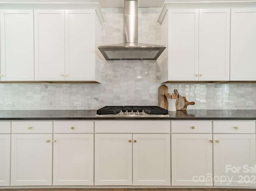 11036 Shreveport Drive, Huntersville, NC 28078.  MLS# CAR4241144, YatesRealty ID 26451. 