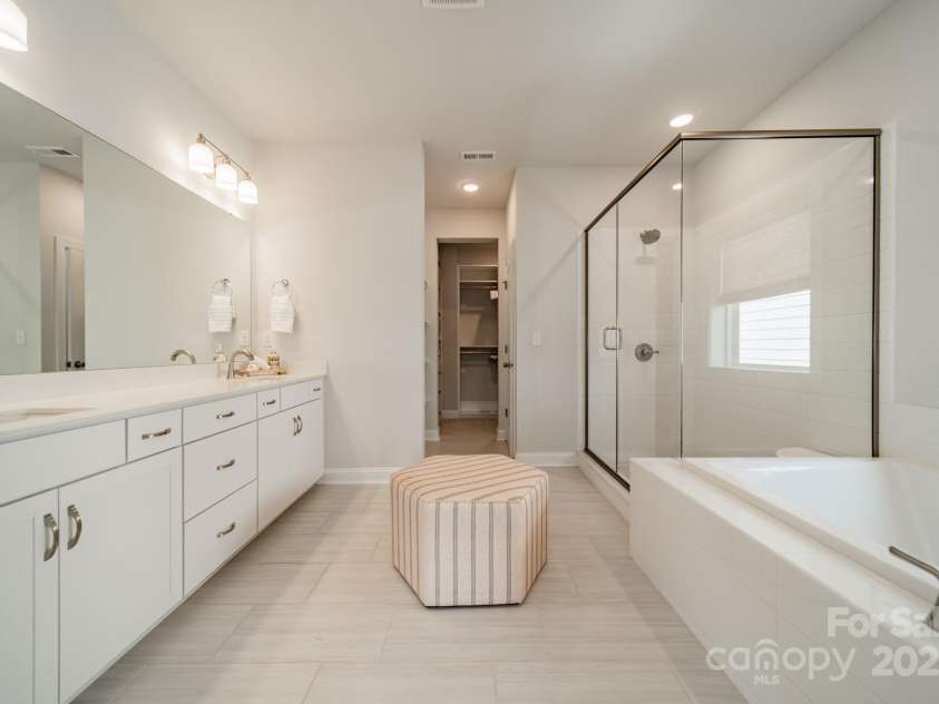 11036 Shreveport Drive, Huntersville, NC 28078.  MLS# CAR4241144, YatesRealty ID 26451. 