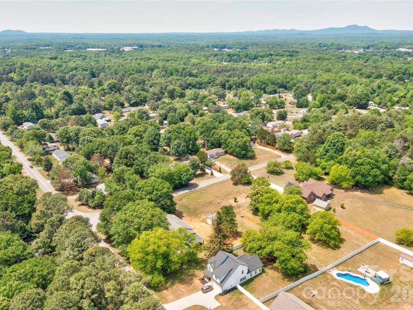 2903 Forbes Road, Gastonia, NC 28056.  MLS# CAR4380023, YatesRealty ID 26451. 