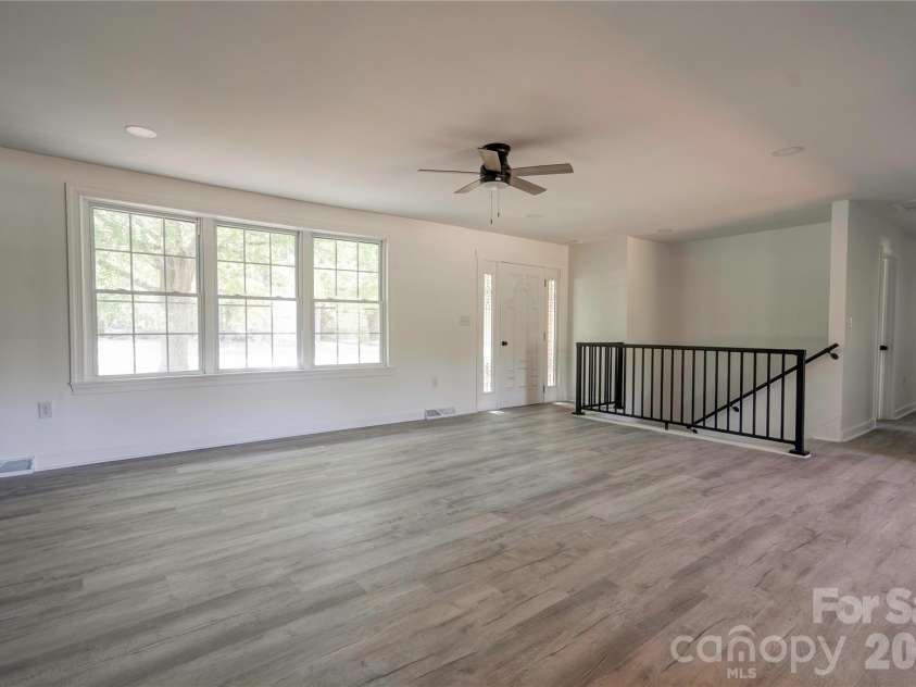 2903 Forbes Road, Gastonia, NC 28056.  MLS# CAR4380023, YatesRealty ID 26451. 