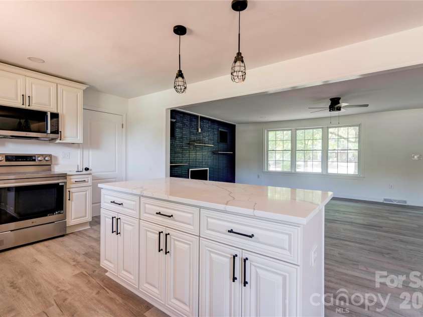 2903 Forbes Road, Gastonia, NC 28056.  MLS# CAR4380023, YatesRealty ID 26451. 