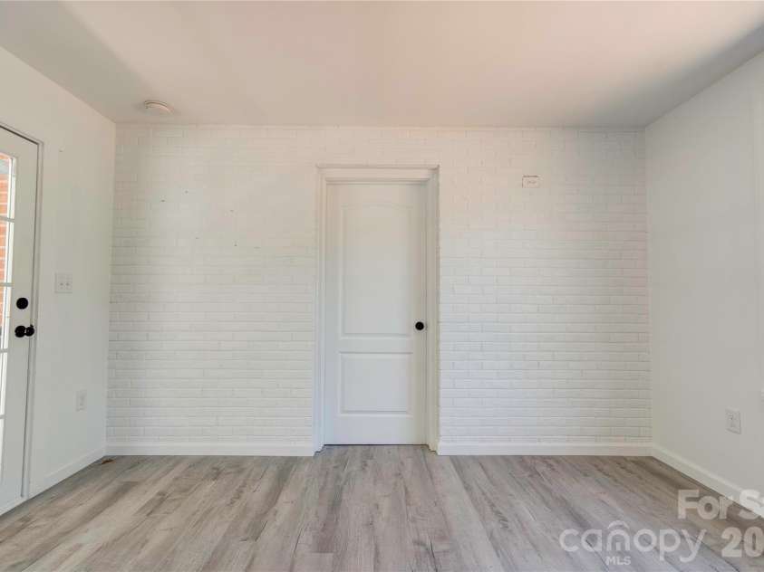 2903 Forbes Road, Gastonia, NC 28056.  MLS# CAR4380023, YatesRealty ID 26451. 