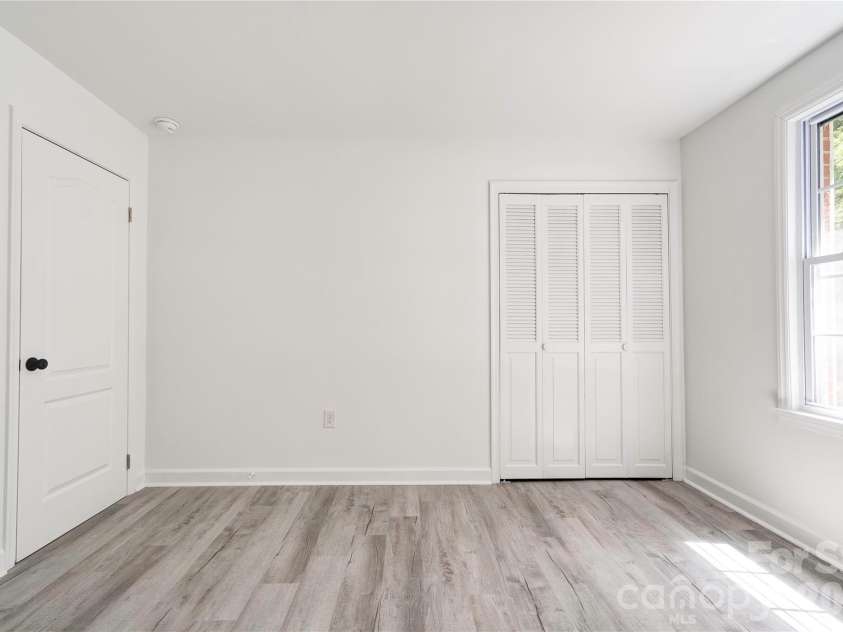 2903 Forbes Road, Gastonia, NC 28056.  MLS# CAR4380023, YatesRealty ID 26451. 