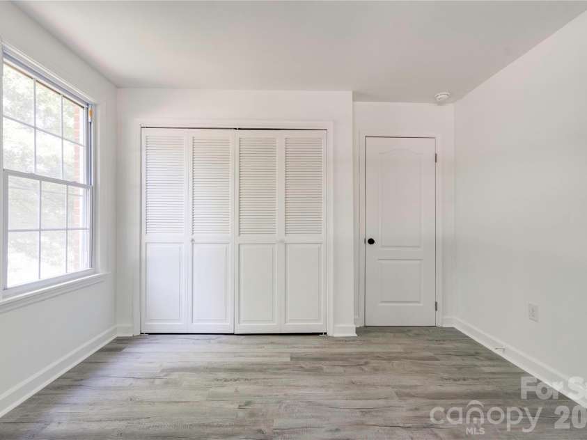 2903 Forbes Road, Gastonia, NC 28056.  MLS# CAR4380023, YatesRealty ID 26451. 