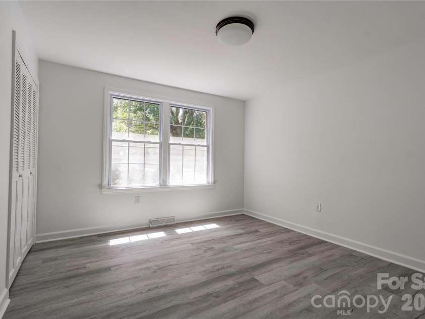 2903 Forbes Road, Gastonia, NC 28056.  MLS# CAR4380023, YatesRealty ID 26451. 