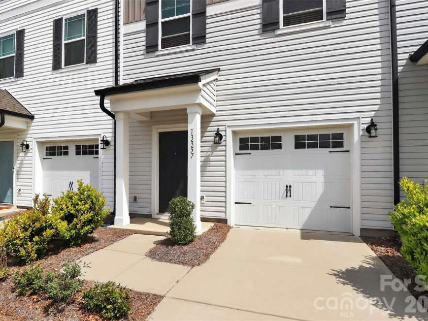 13357 Porter Creek Road, Charlotte, NC 28262.  MLS# CAR4366973, YatesRealty ID 26452. 