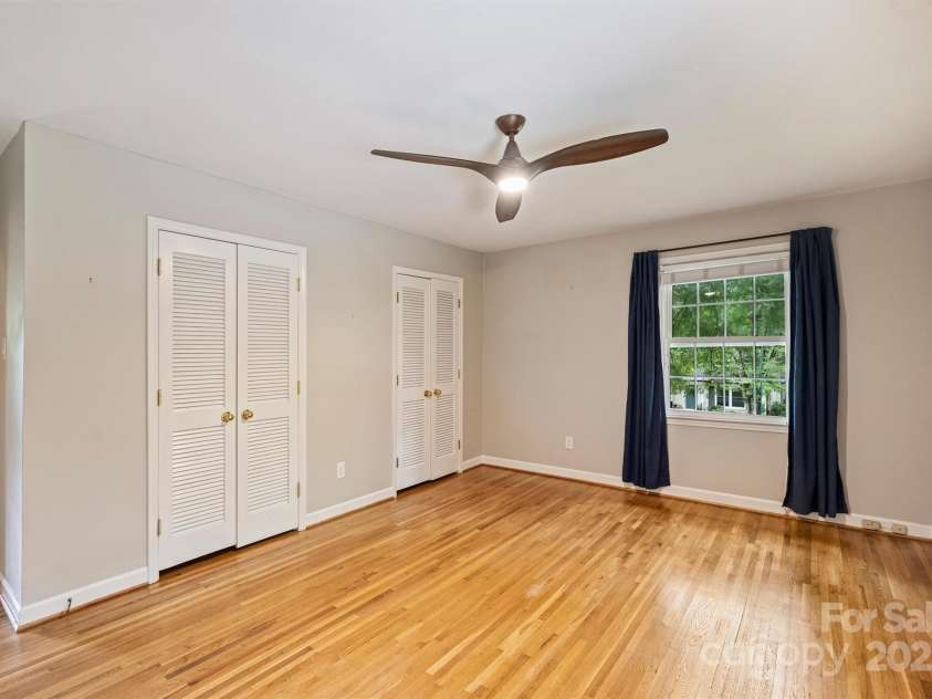 2301 Seth Thomas Road, Charlotte, NC 28210.  MLS# CAR4265395, YatesRealty ID 26452. Primary Bedroom