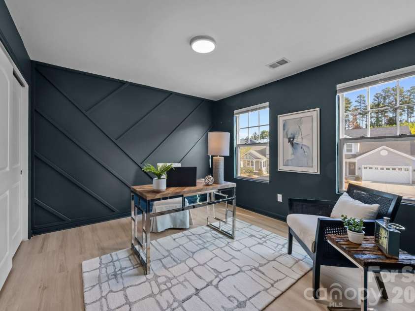 16124 Fieldstone Trace, Charlotte, NC 28278.  MLS# CAR4350820, YatesRealty ID 26453. 2nd floor Bedroom/Office
